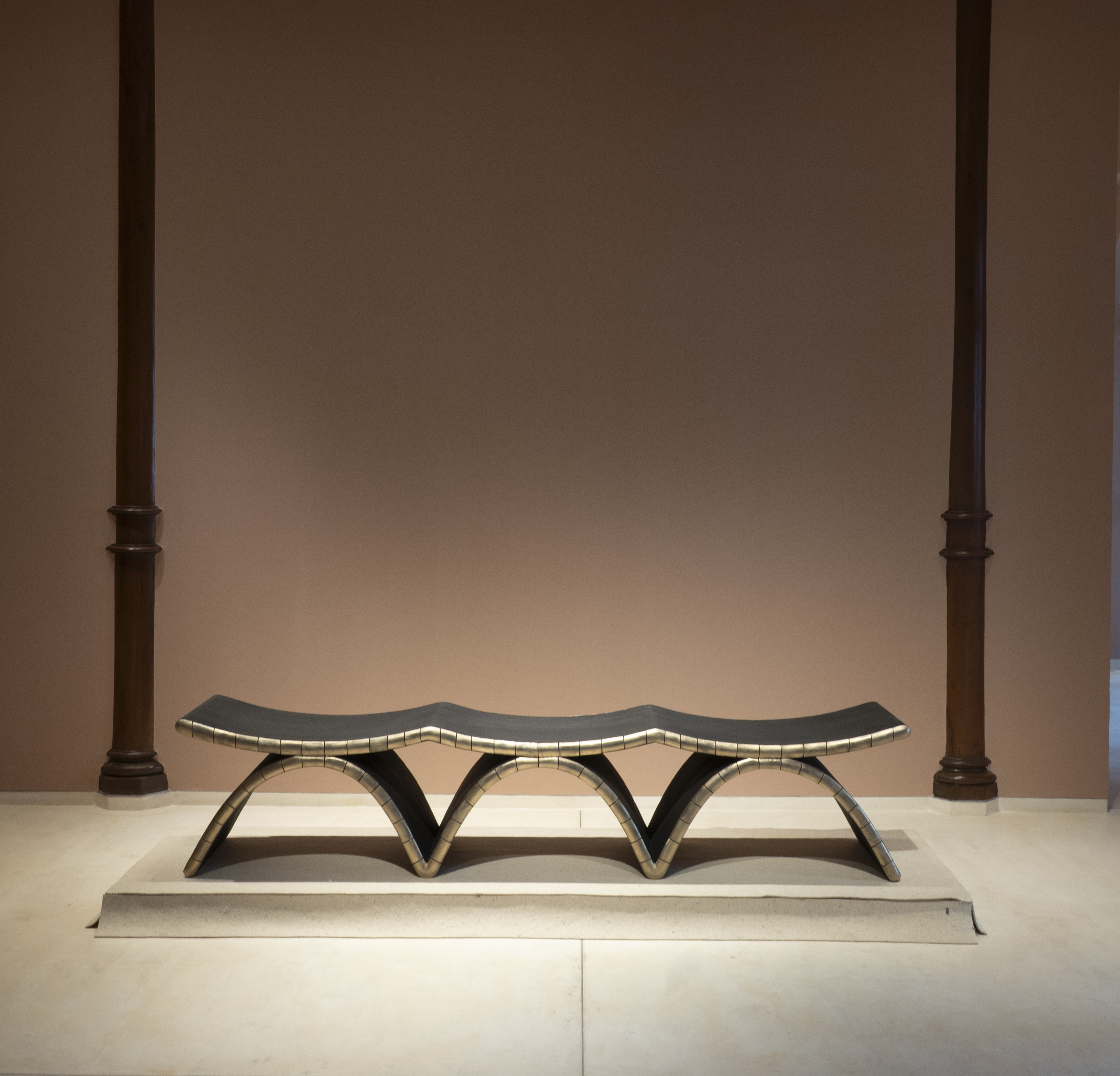 Tarang Bench image number 2